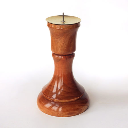 Soustružený třešňový svícen-wooddesigner